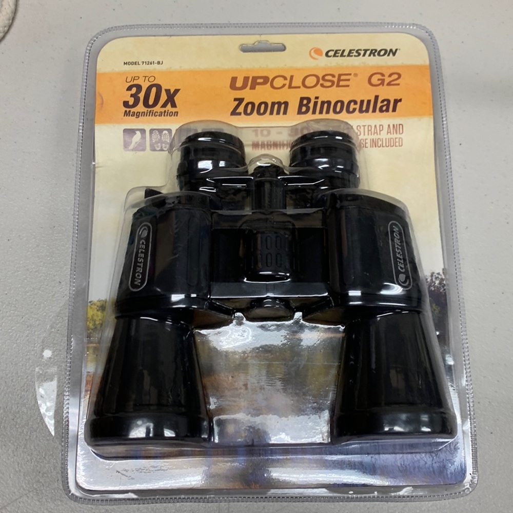 Celestron UpClose G2 10-30x50 Zoom Porro Binocular 71260Black